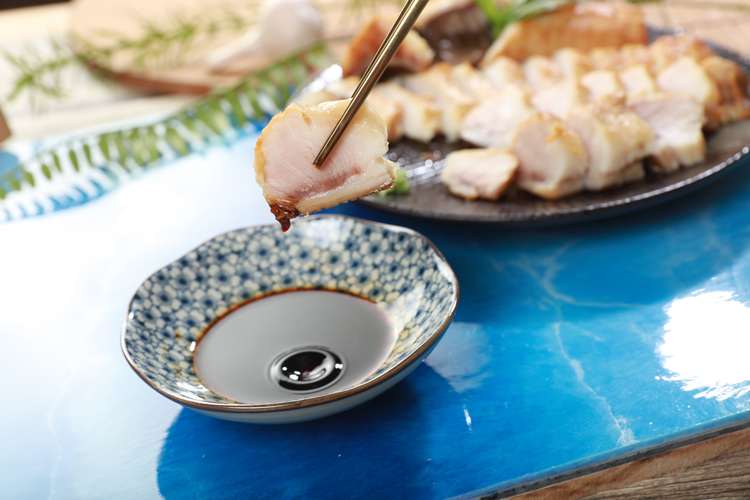 鯊魚烟切盤 (附贈芥末包)